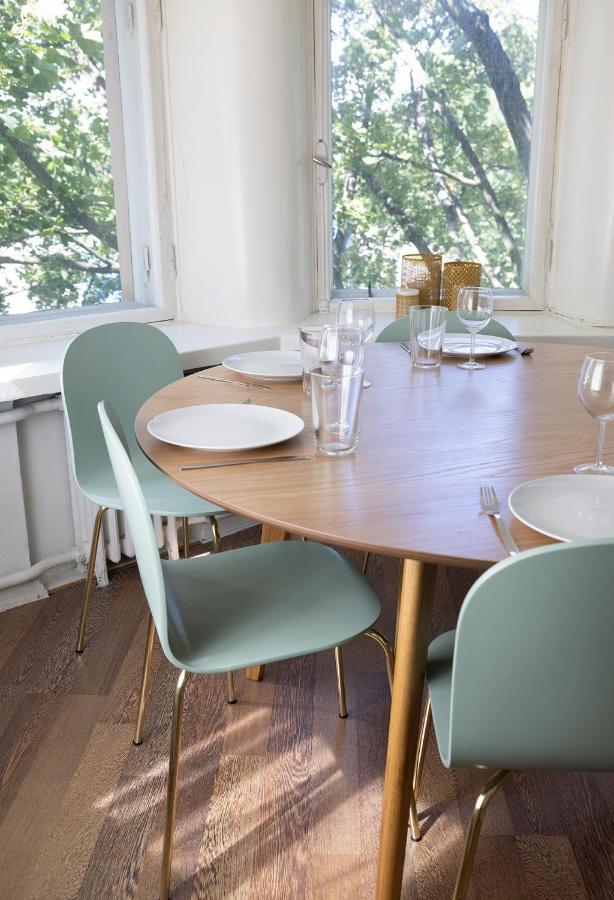 2Ndhomes City Center 2Br Apartment By The Finnish National Theatre With Balcony And Park View Helsinki Eksteriør billede